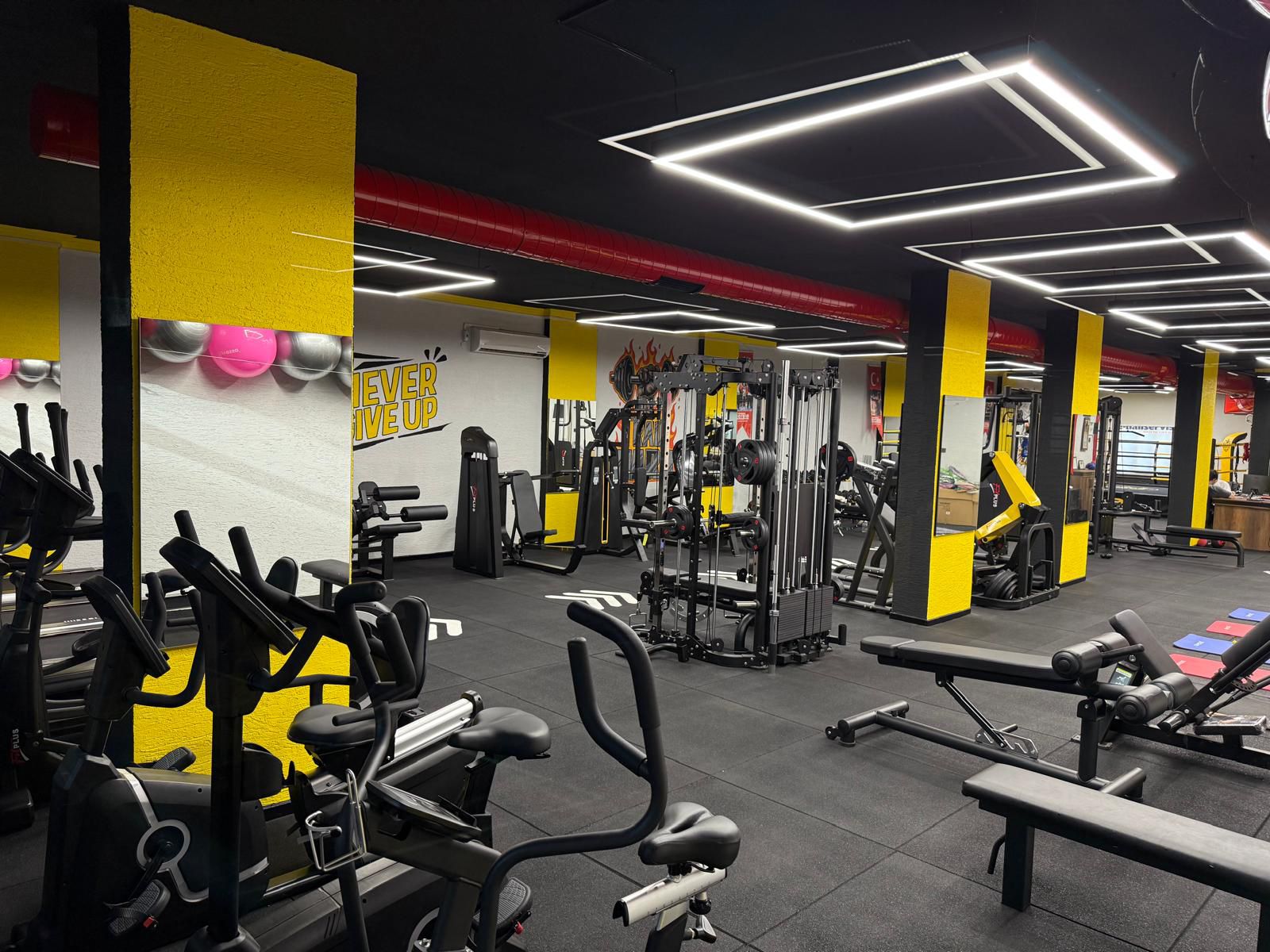 Kare Kauçuk Zemin Kaplama