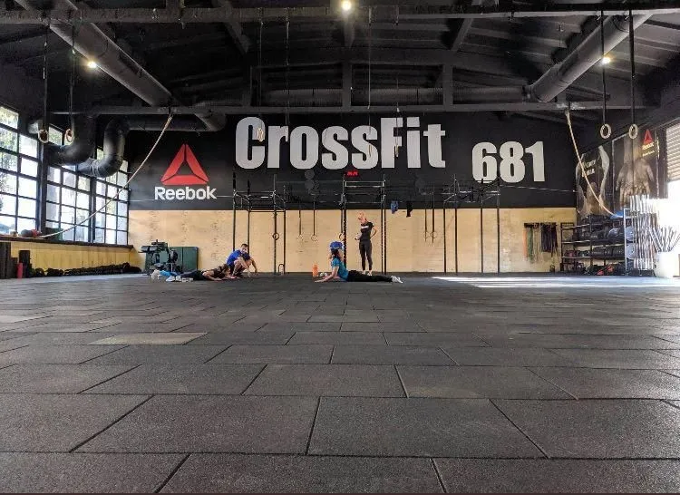 Kare Kauçuk Zemin Kaplama